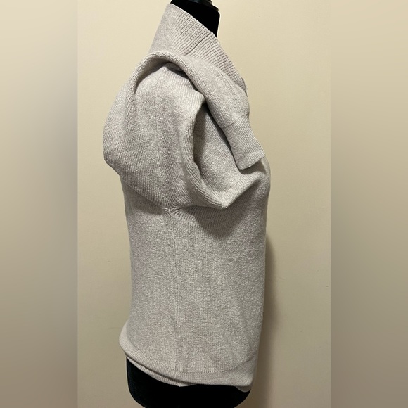 ARITZIA Wilfred Montpellier Turtleneck 100% Wool - Picture 5 of 9